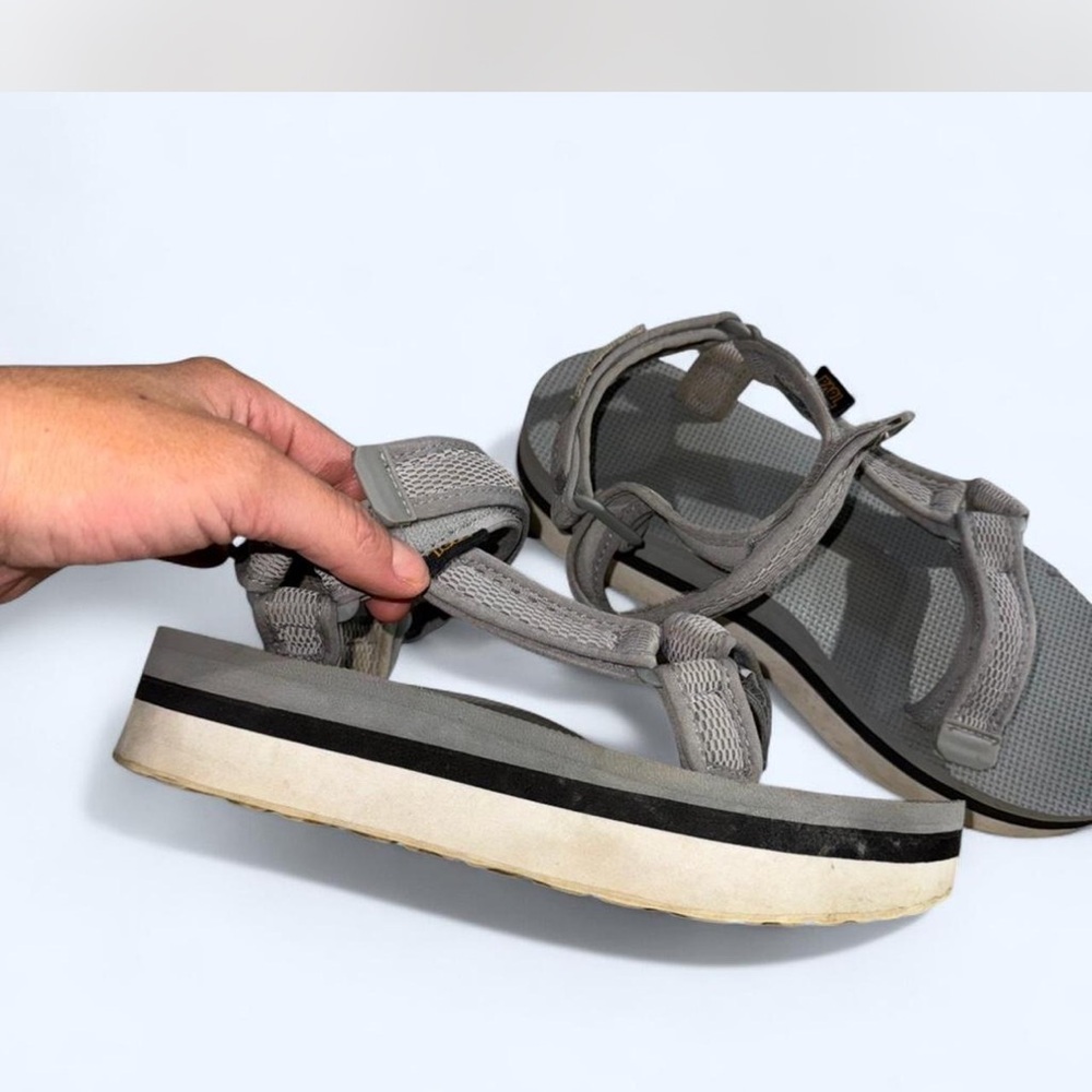 Gray/blue Platform Tevas